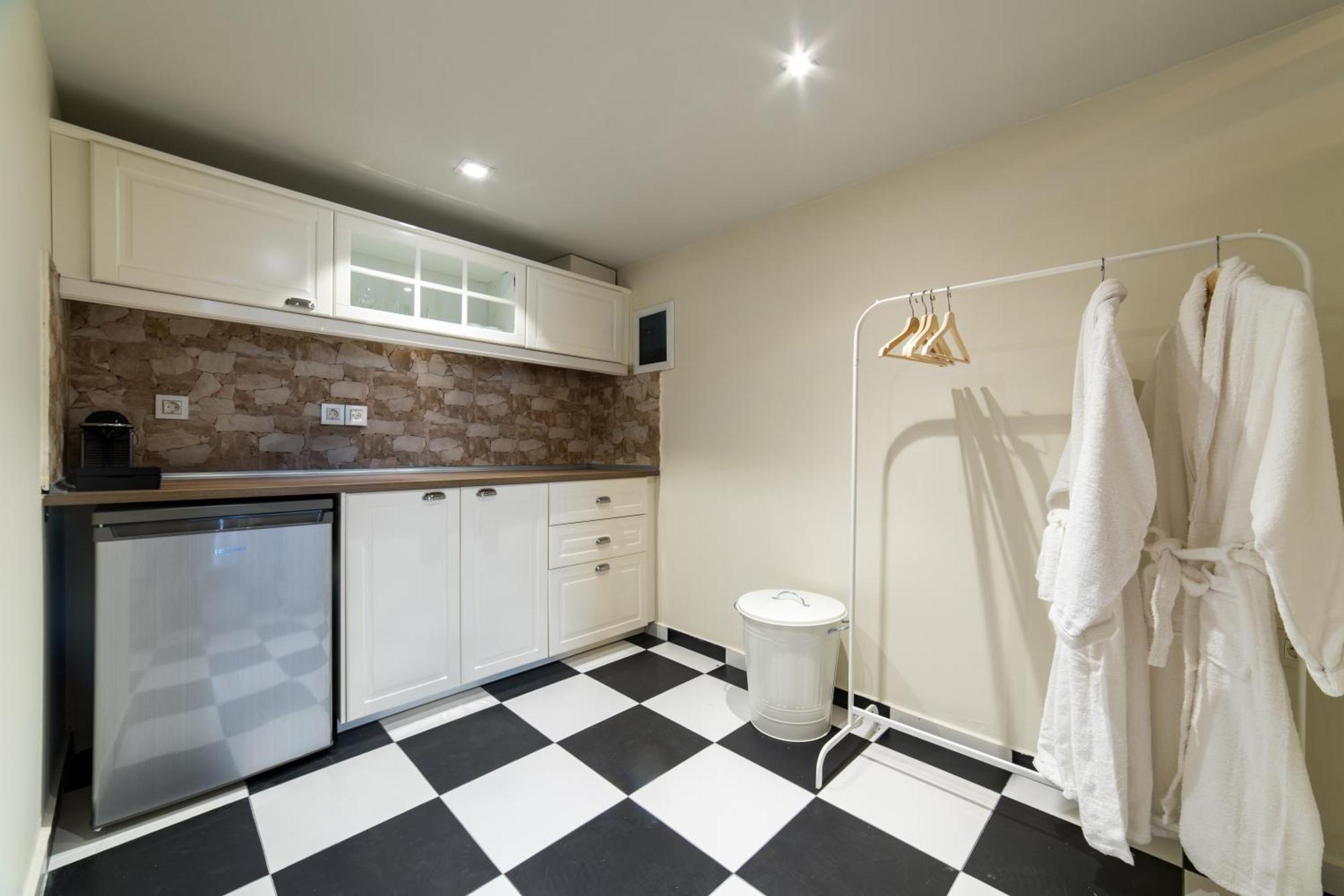 Oinoelia Luxury Suites & Residence ポトス エクステリア 写真