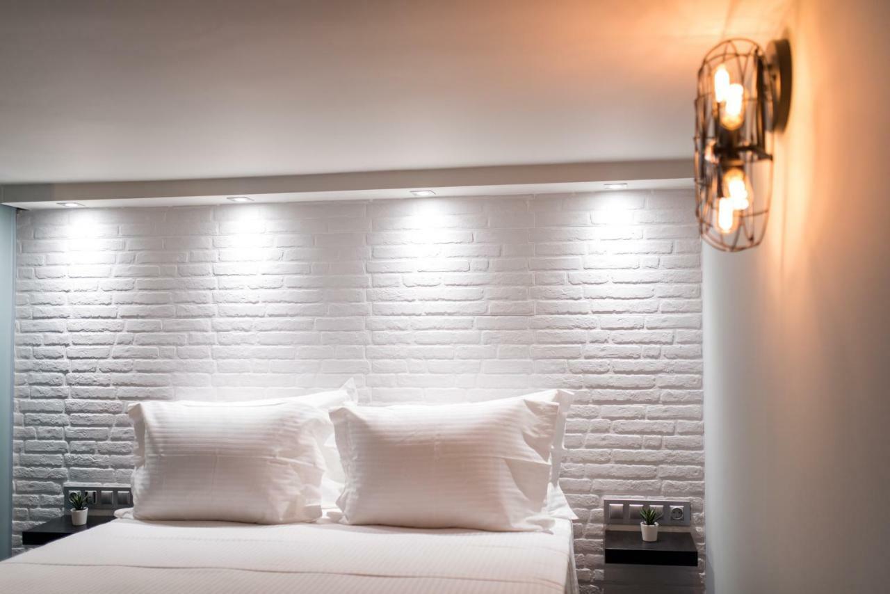 Oinoelia Luxury Suites & Residence ポトス エクステリア 写真