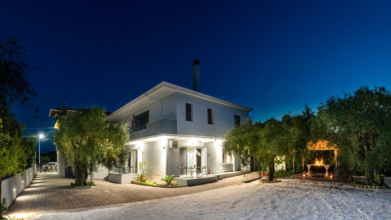 Oinoelia Luxury Suites & Residence ポトス エクステリア 写真